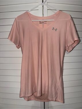 Under Armour Women's Light Pink V-Neck Active Tee